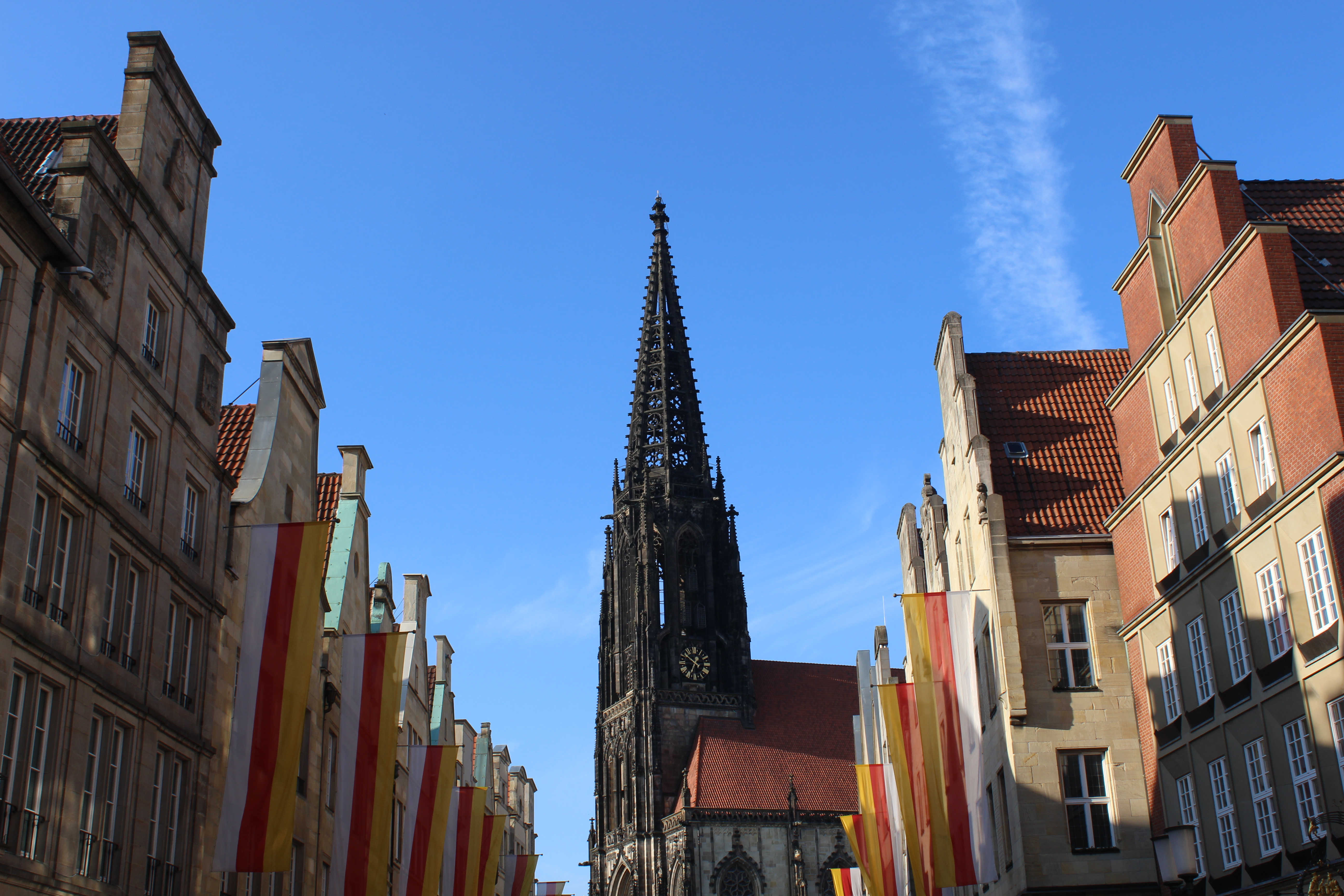 Prinzipalmarkt_mit_Fahnen